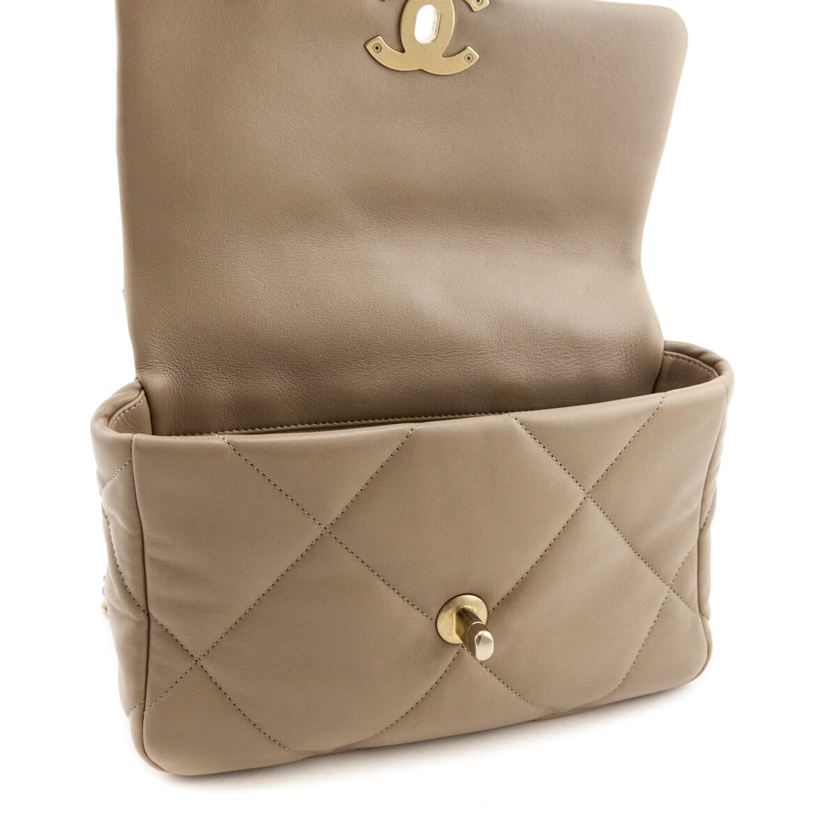 Chanel Beige Lambskin Quilted Medium Chanel 19 - Love that Bag etc - Preowned Authentic Designer Handbags & Preloved Fashions