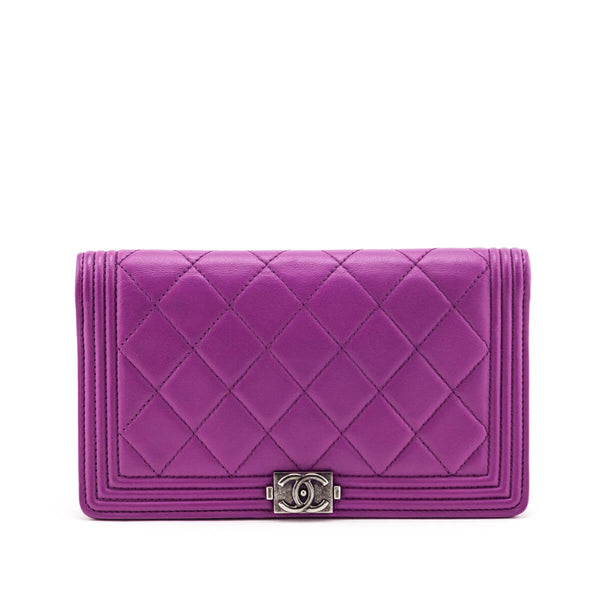 CHANEL Boy Leather Card Holder Purple