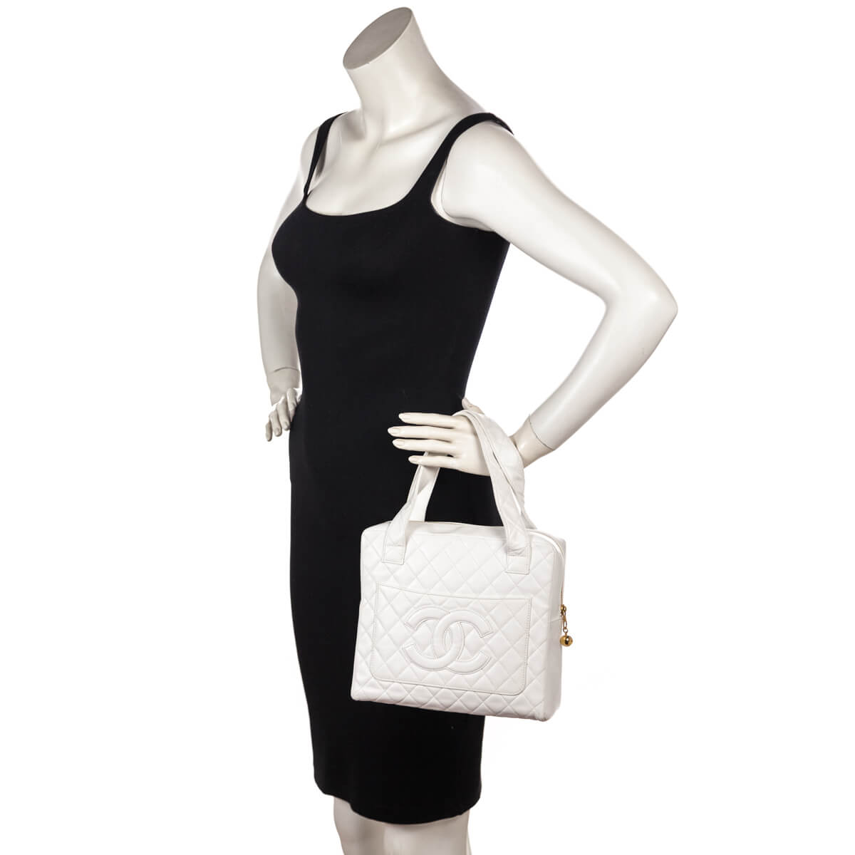 Chanel White Quilted Lambskin Vintage CC Tote Bag - Love that Bag etc - Preowned Authentic Designer Handbags & Preloved Fashions