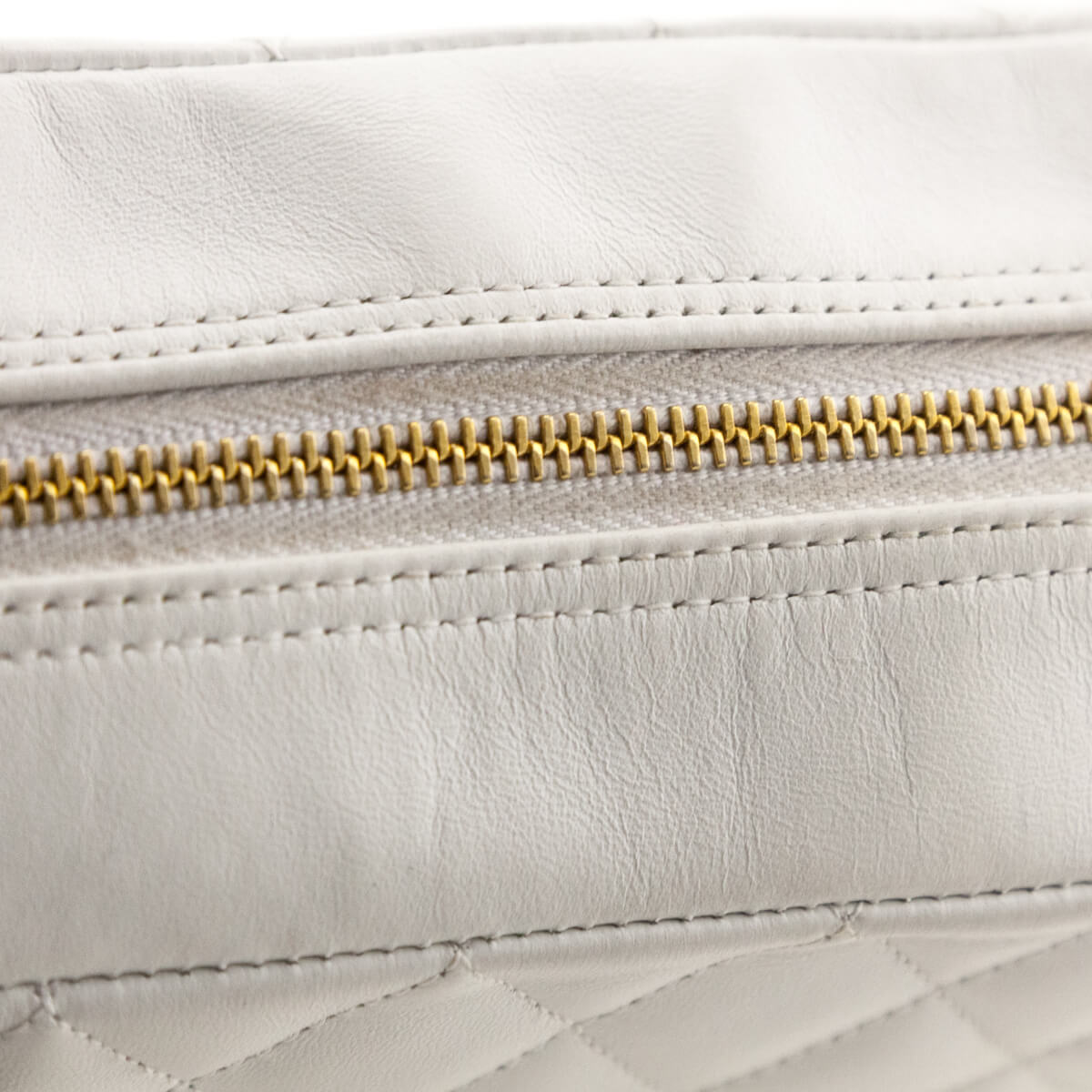 Chanel White Quilted Lambskin Vintage CC Tote Bag - Love that Bag etc - Preowned Authentic Designer Handbags & Preloved Fashions