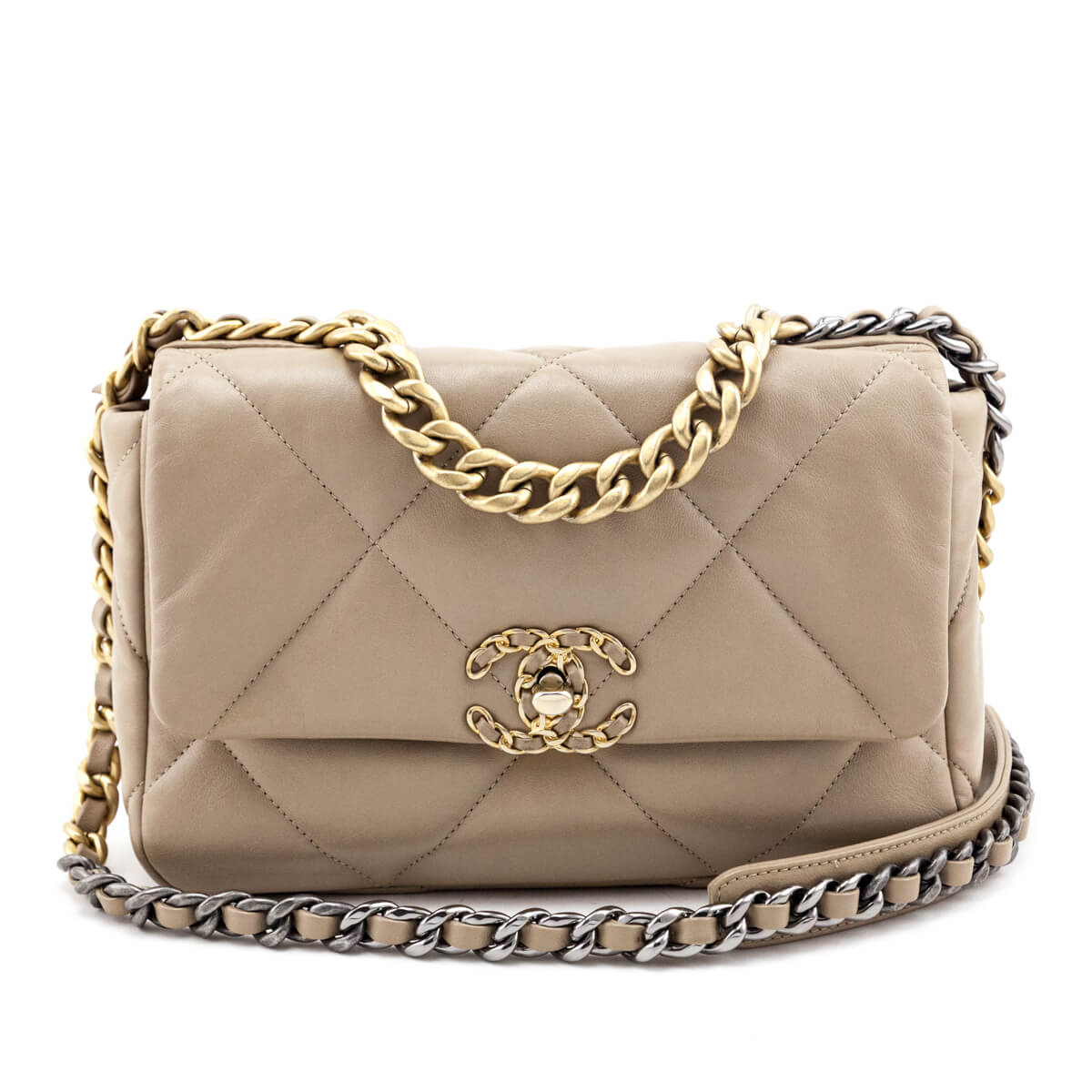 Chanel Beige Lambskin Quilted Medium Chanel 19 preloved Chanel