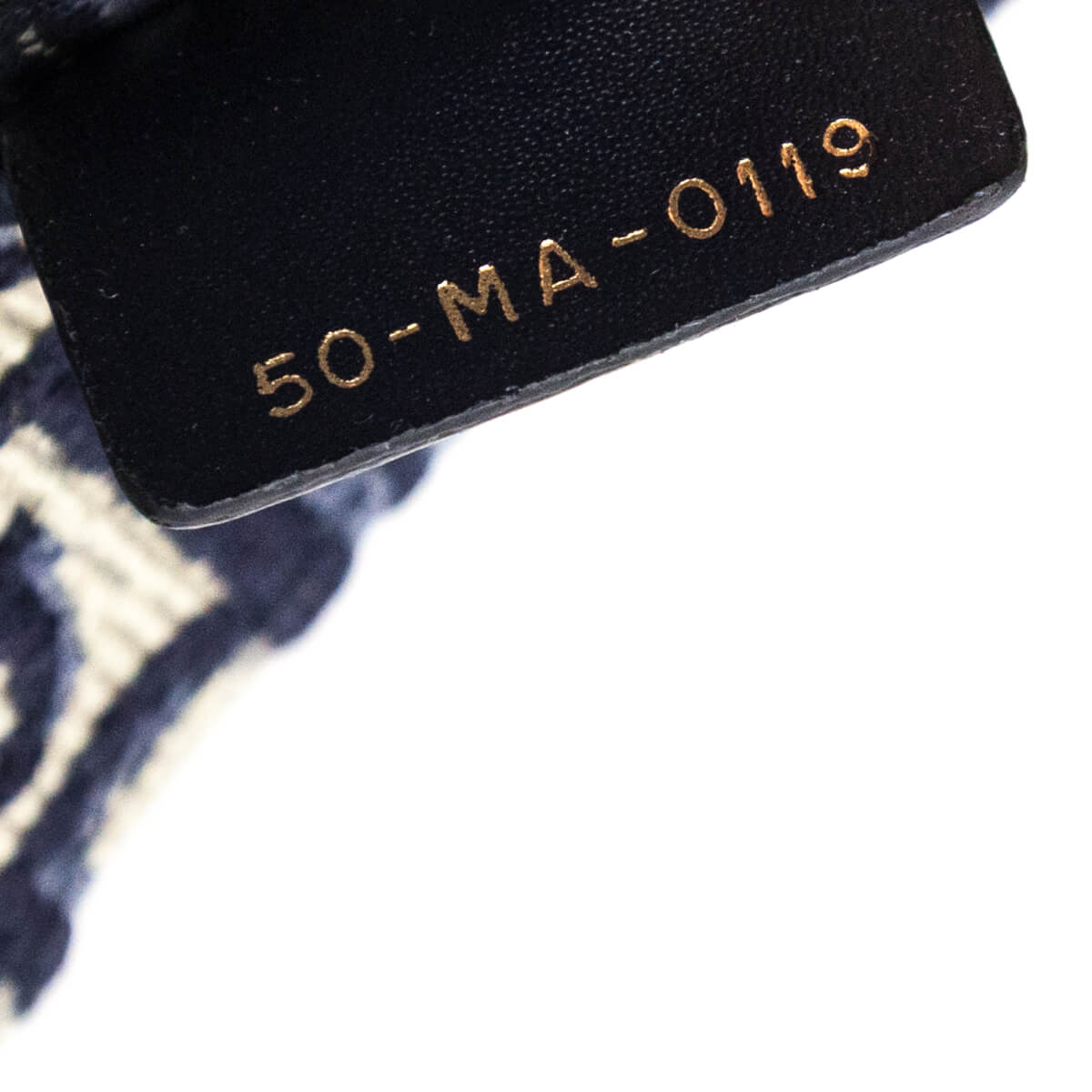 Dior Navy & Cream Oblique Large Book Tote - Love that Bag etc - Preowned Authentic Designer Handbags & Preloved Fashions