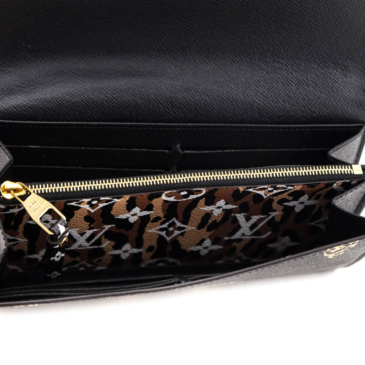 Louis Vuitton Black Monogram Giant Jungle Sarah Wallet NM - Love that Bag etc - Preowned Authentic Designer Handbags & Preloved Fashions