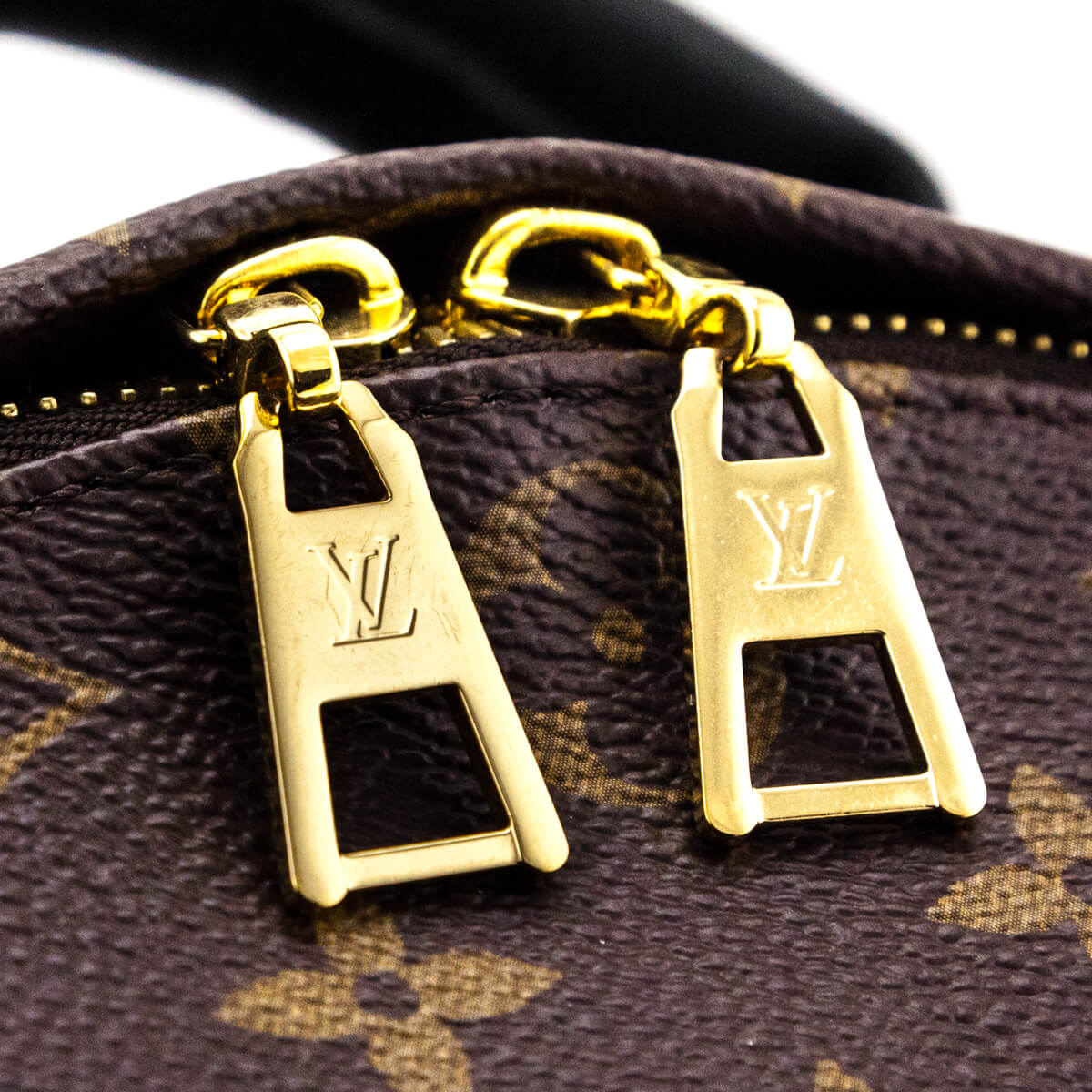 Louis Vuitton Monogram Palm Springs MM - Love that Bag etc - Preowned Authentic Designer Handbags & Preloved Fashions