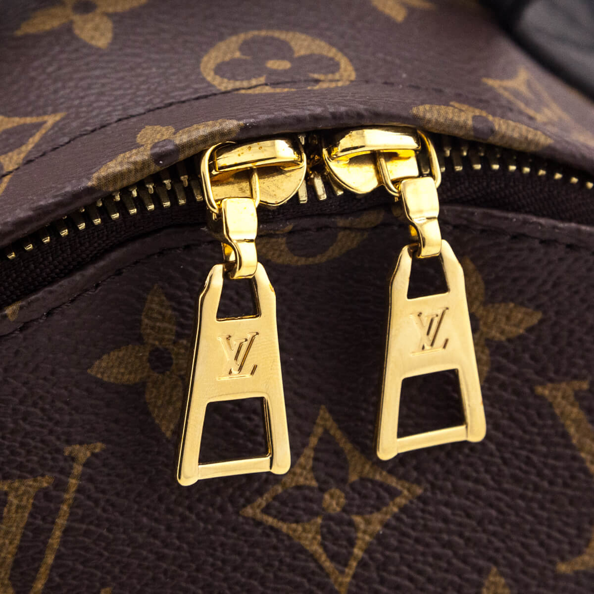Louis Vuitton Monogram Palm Springs PM - Love that Bag etc - Preowned Authentic Designer Handbags & Preloved Fashions