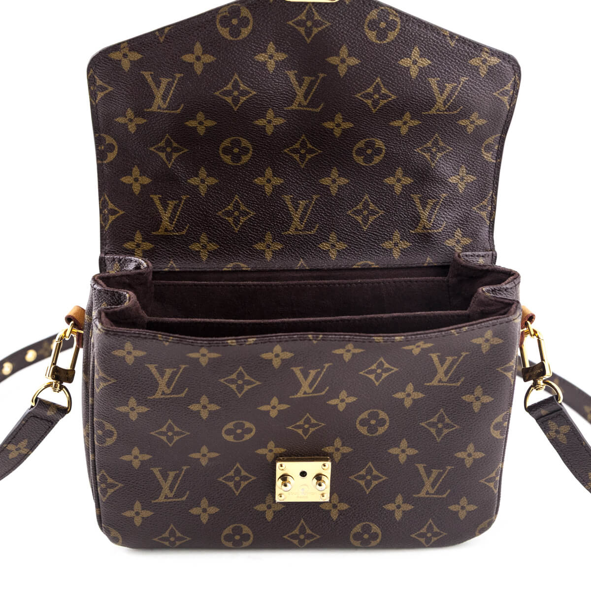 Louis Vuitton Monogram Pochette Metis