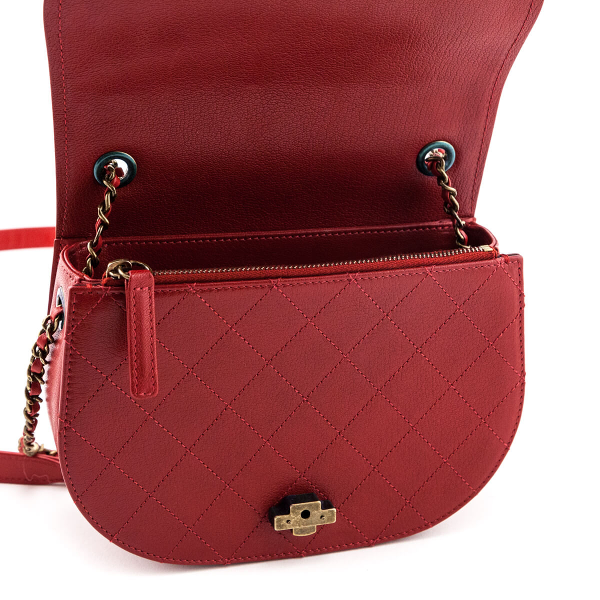 Chanel Red Shiny Calfskin & Quilted Goatskin Small Coco Curve Messenger Flap Bag - Love that Bag etc - Preowned Authentic Designer Handbags & Preloved Fashions