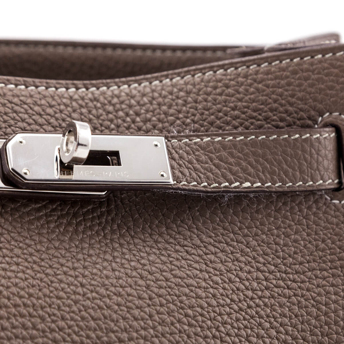 Hermes Etoupe Clemence So Kelly 22 - Love that Bag etc - Preowned Authentic Designer Handbags & Preloved Fashions