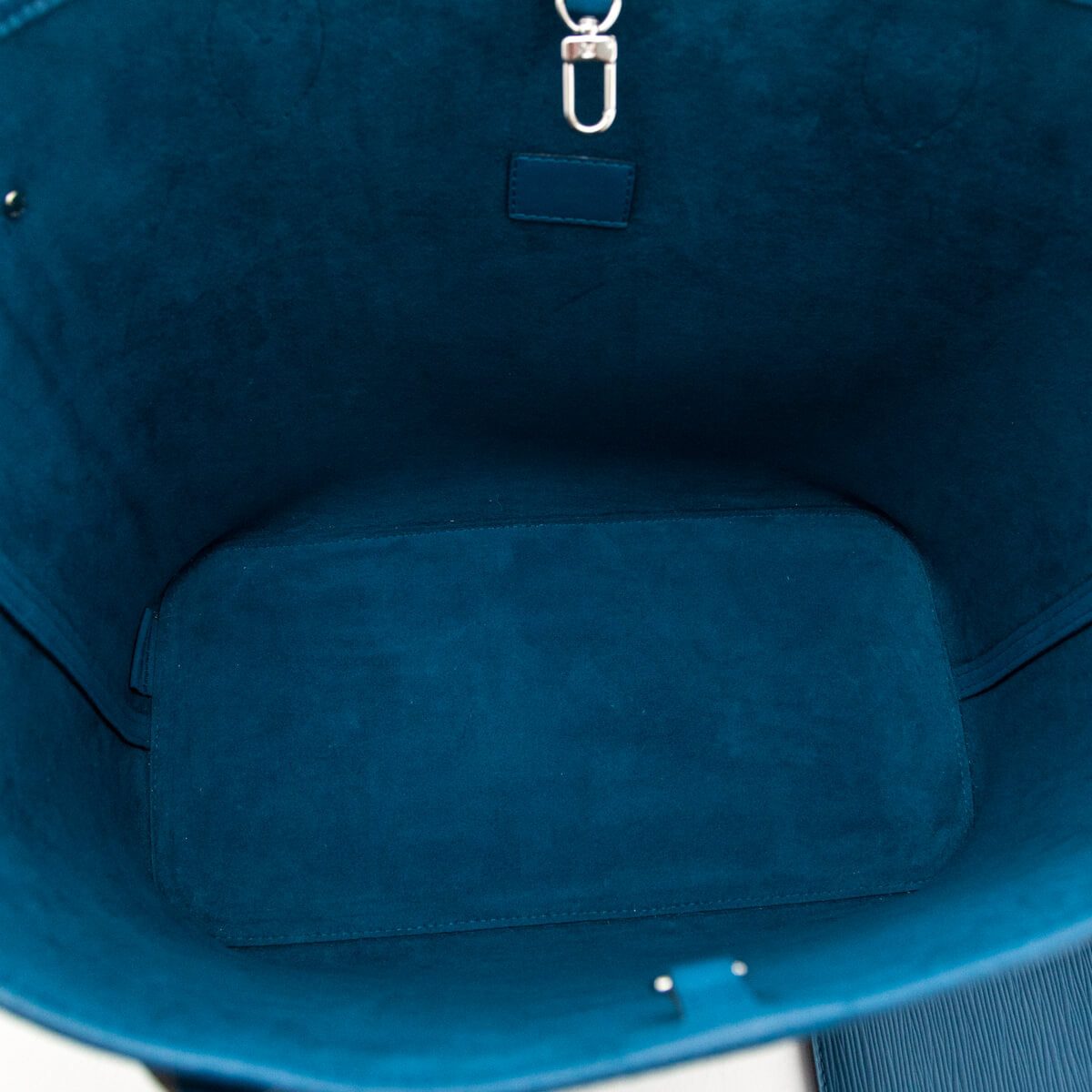 Louis Vuitton Cyan Epi Neverfull MM - Love that Bag etc - Preowned Authentic Designer Handbags & Preloved Fashions