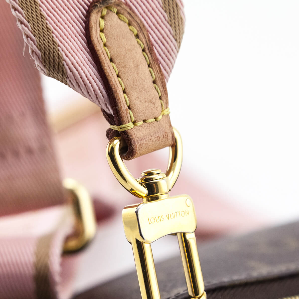 Louis Vuitton Monogram Light Pink Multi Pochette Accessoires - Love that Bag etc - Preowned Authentic Designer Handbags & Preloved Fashions