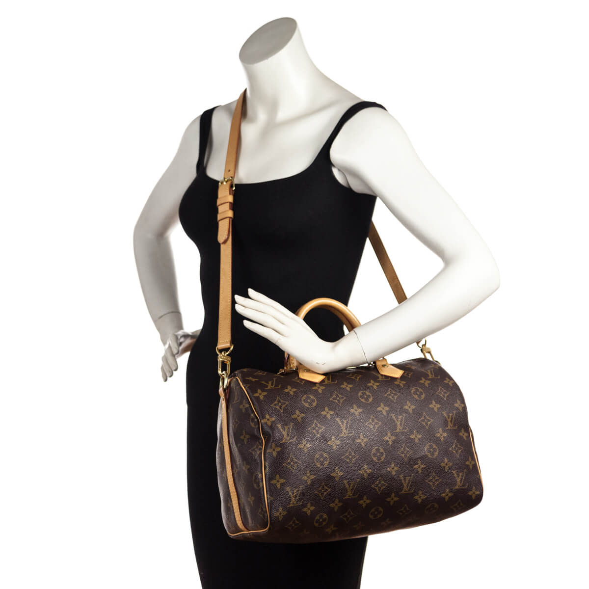 Louis Vuitton Monogram Speedy Bandouliere 30 - Love that Bag etc - Preowned Authentic Designer Handbags & Preloved Fashions