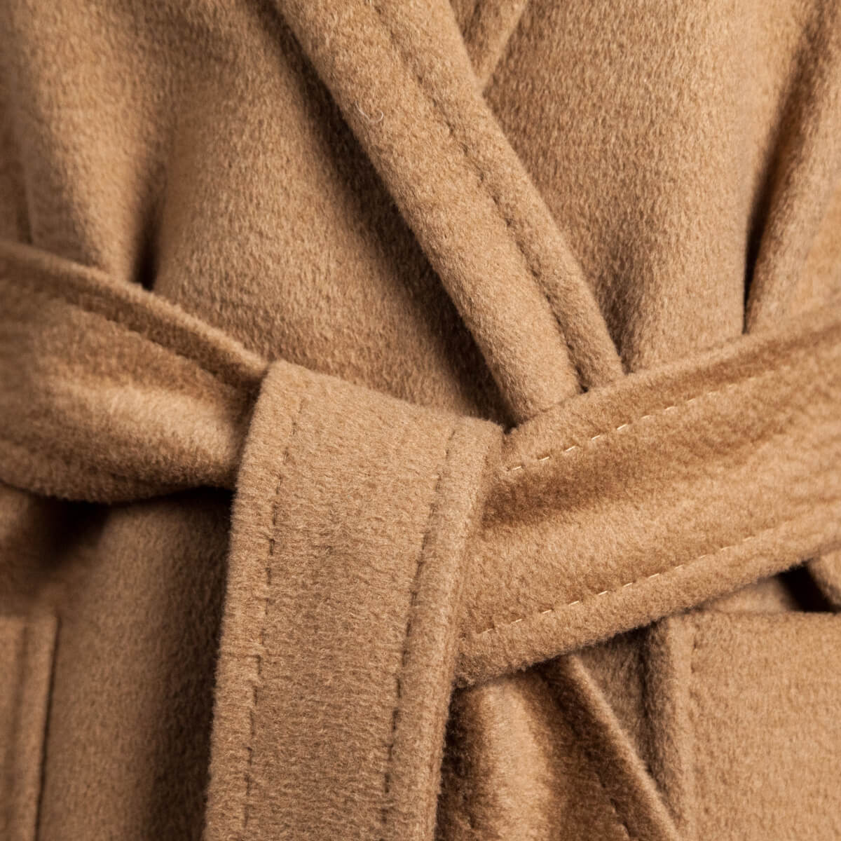 Max Mara Camel Rialto Short Hooded Coat Size M | US 8 - Love that Bag etc - Preowned Authentic Designer Handbags & Preloved Fashions