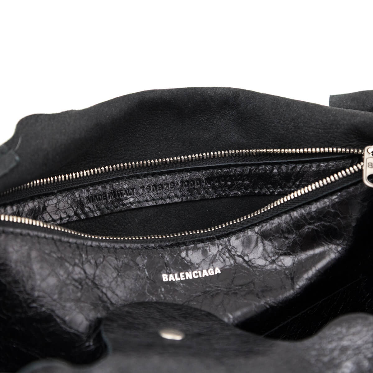 Balenciaga Black Agneau Arena Le Cagole Tote - Love that Bag etc - Preowned Authentic Designer Handbags & Preloved Fashions