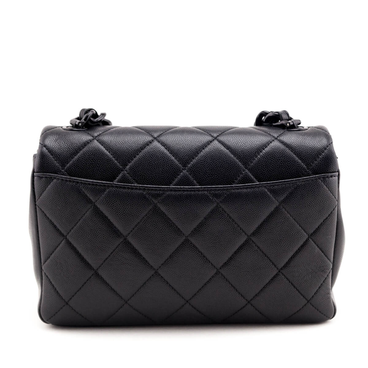 Chanel grained calfskin discount classic flap bag