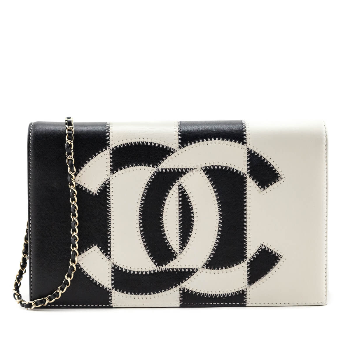 Chanel Black & White Lambskin CC Embroidered Clutch - Love that Bag etc - Preowned Authentic Designer Handbags & Preloved Fashions