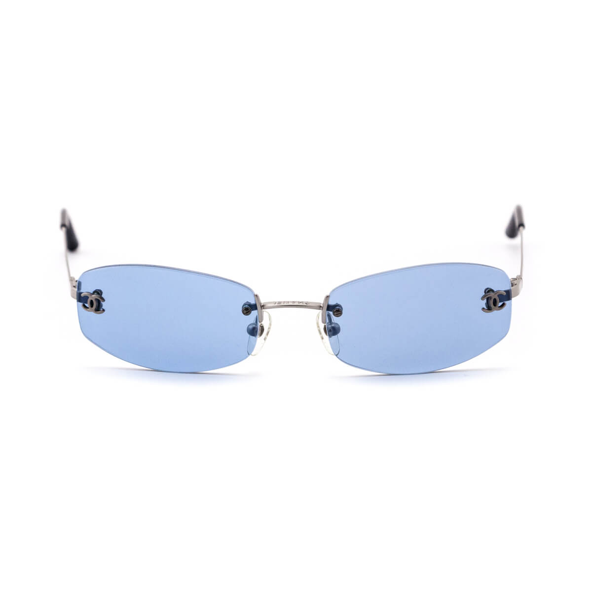 Chanel Blue Tinted Narrow Frameless Vintage CC Sunglasses - Chanel CA –  Love that Bag etc - Preowned Designer Fashions