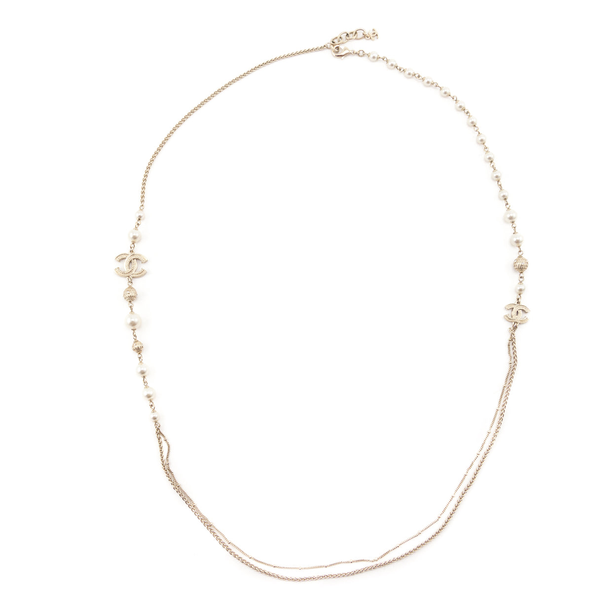 Chanel Faux Pearl Gold-Tone CC Necklace - Love that Bag etc - Preowned Authentic Designer Handbags & Preloved Fashions