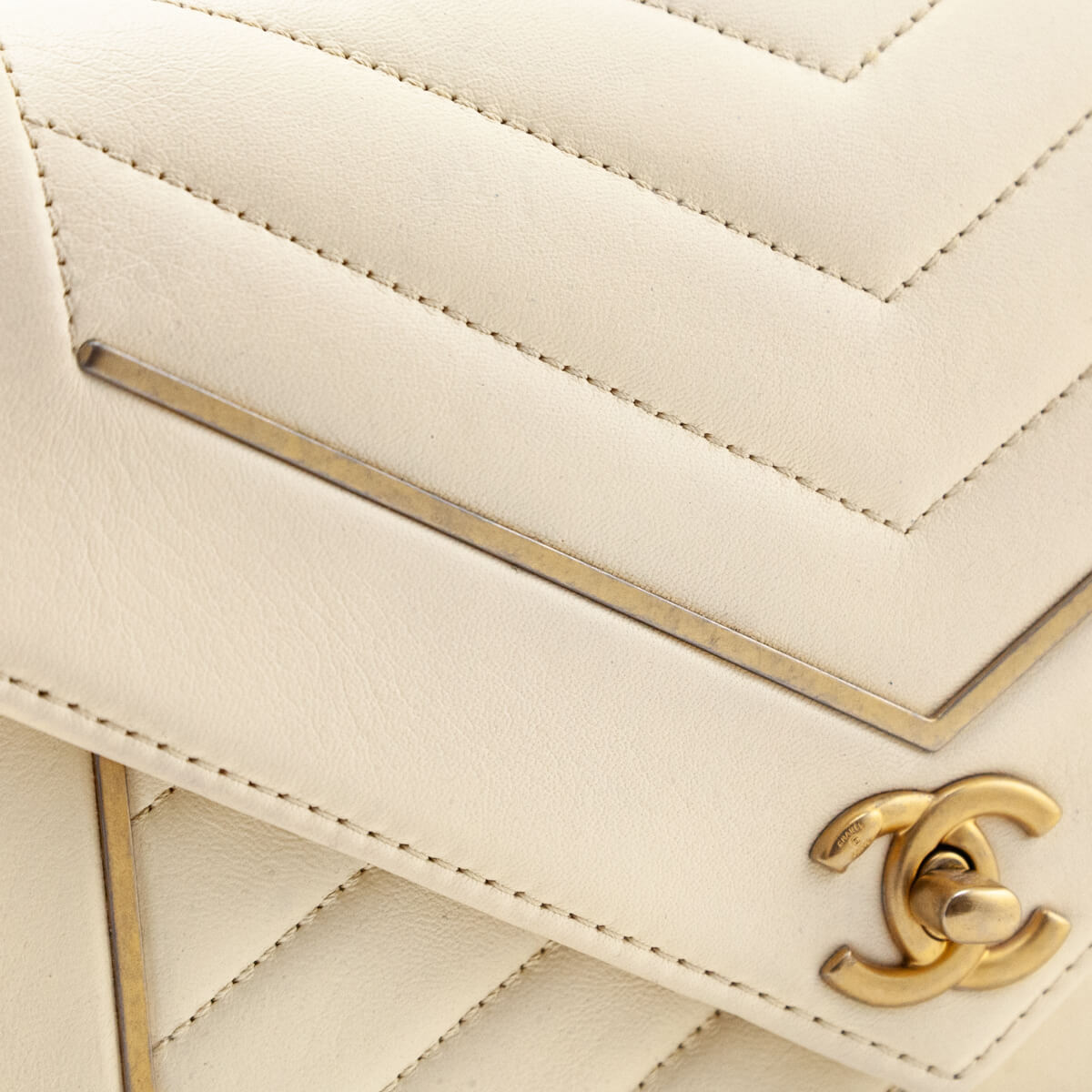 Chanel Ivory Lambskin Reversed Chevron Quilted Flap Bag - Love that Bag etc - Preowned Authentic Designer Handbags & Preloved Fashions