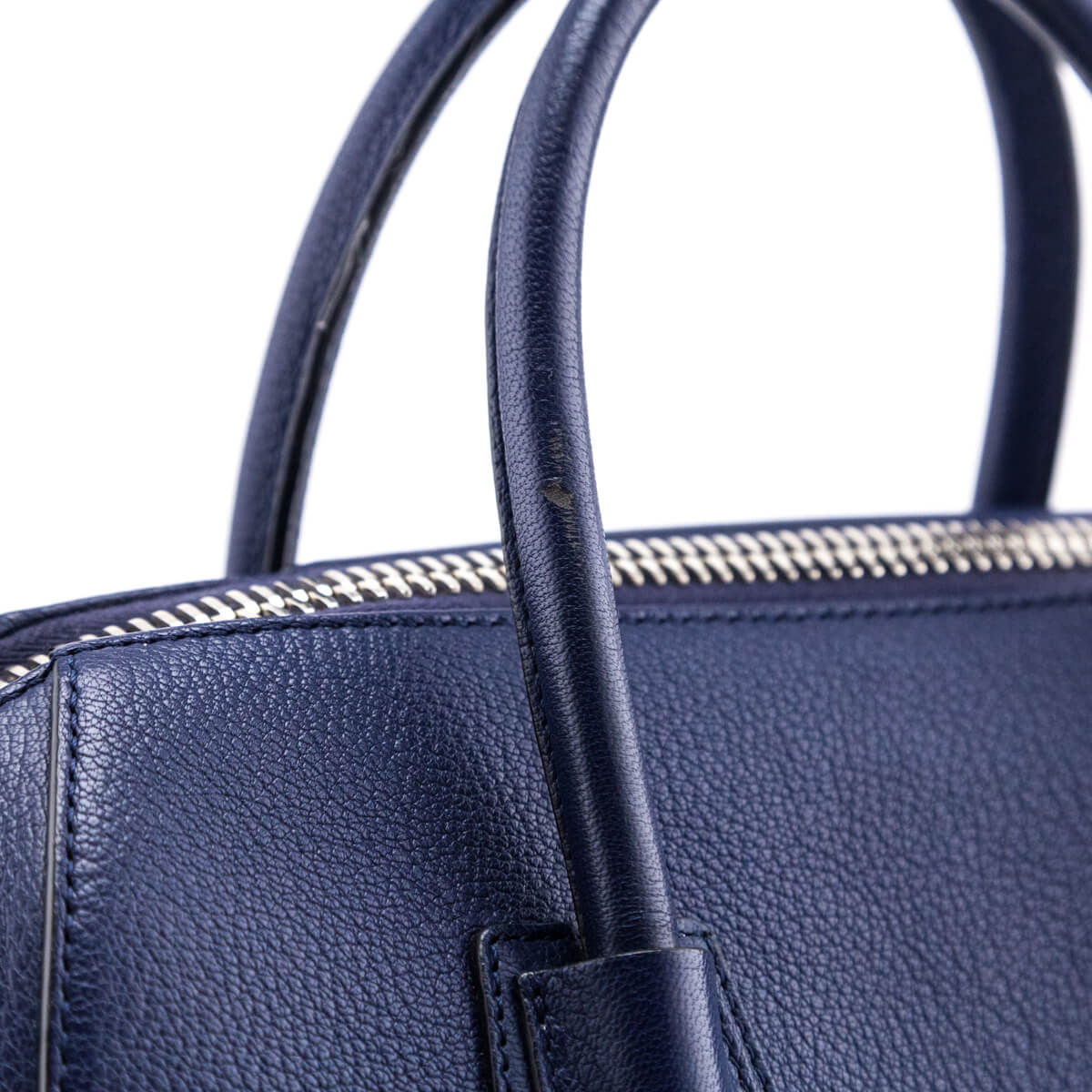 GIVENCHY Sugar Goatskin Medium Antigona Navy 1199337