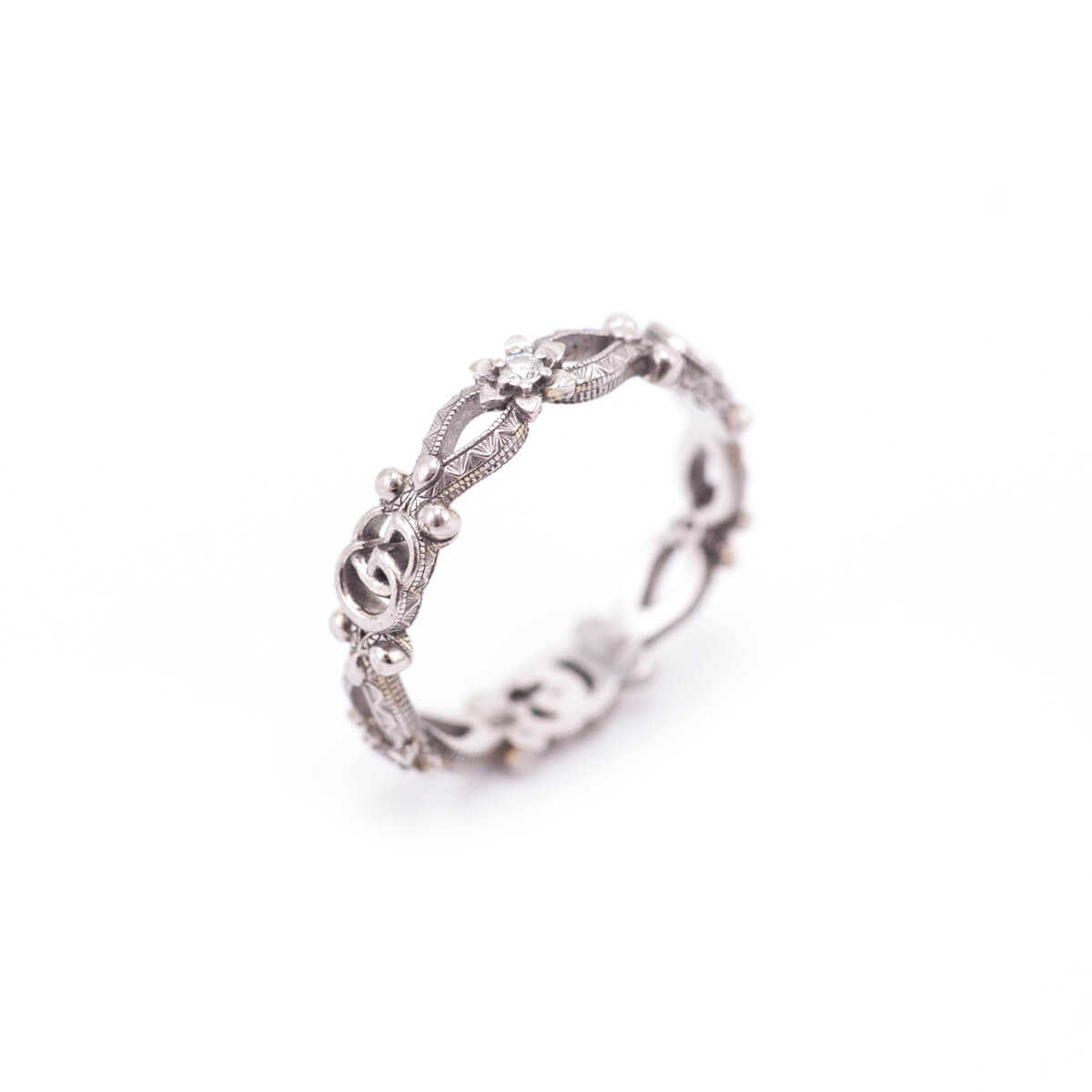 Gucci 18K White Gold Flora Narrow Ring - Love that Bag etc - Preowned Authentic Designer Handbags & Preloved Fashions