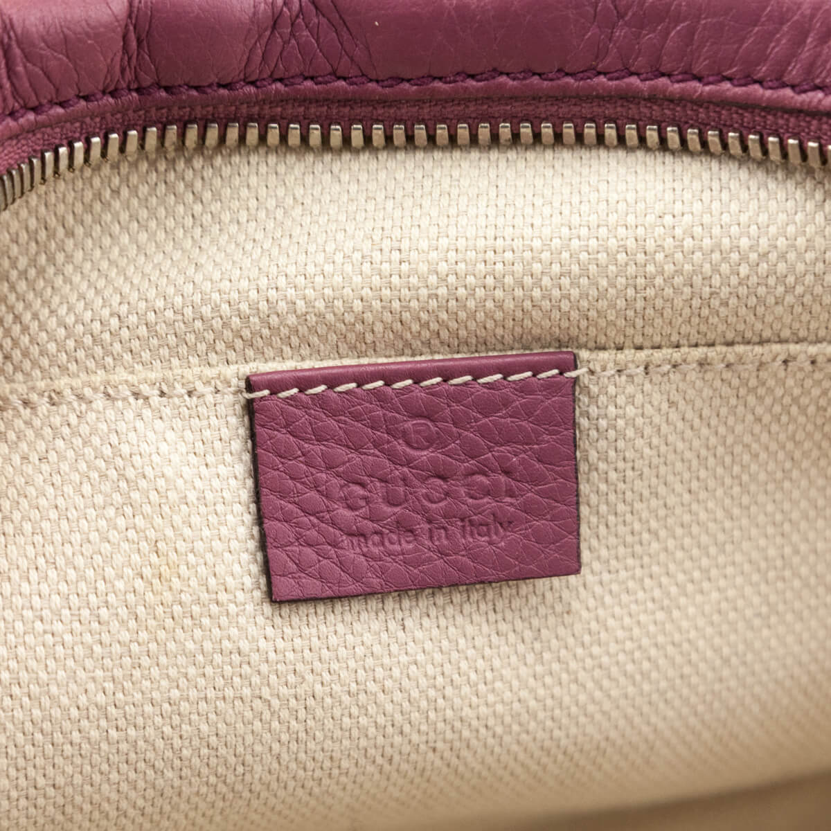 Gucci Peonia Pebbled Calfskin Soho Disco Crossbody - Love that Bag etc - Preowned Authentic Designer Handbags & Preloved Fashions