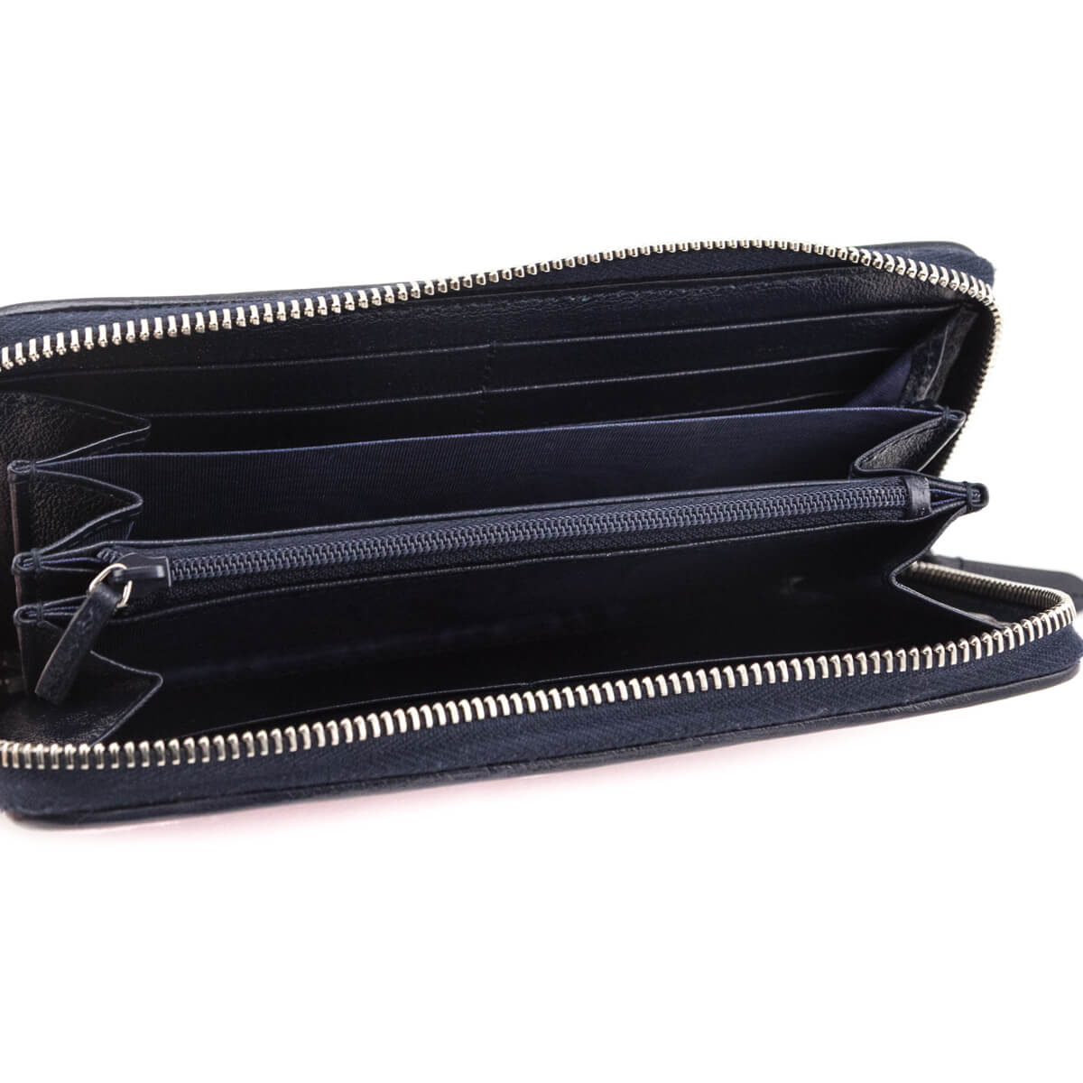 Gucci Pink Monogram Matelasse Diagonal Zip Around Wallet - Love that Bag etc - Preowned Authentic Designer Handbags & Preloved Fashions