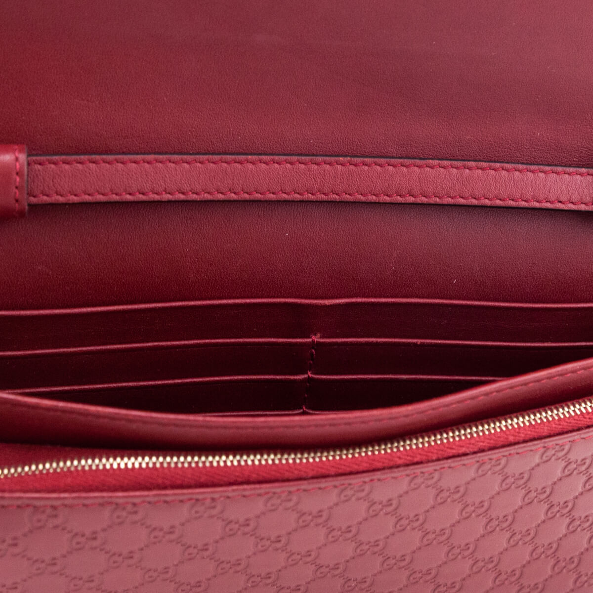 Gucci Red Microguccissima Crossbody Wallet - Love that Bag etc - Preowned Authentic Designer Handbags & Preloved Fashions
