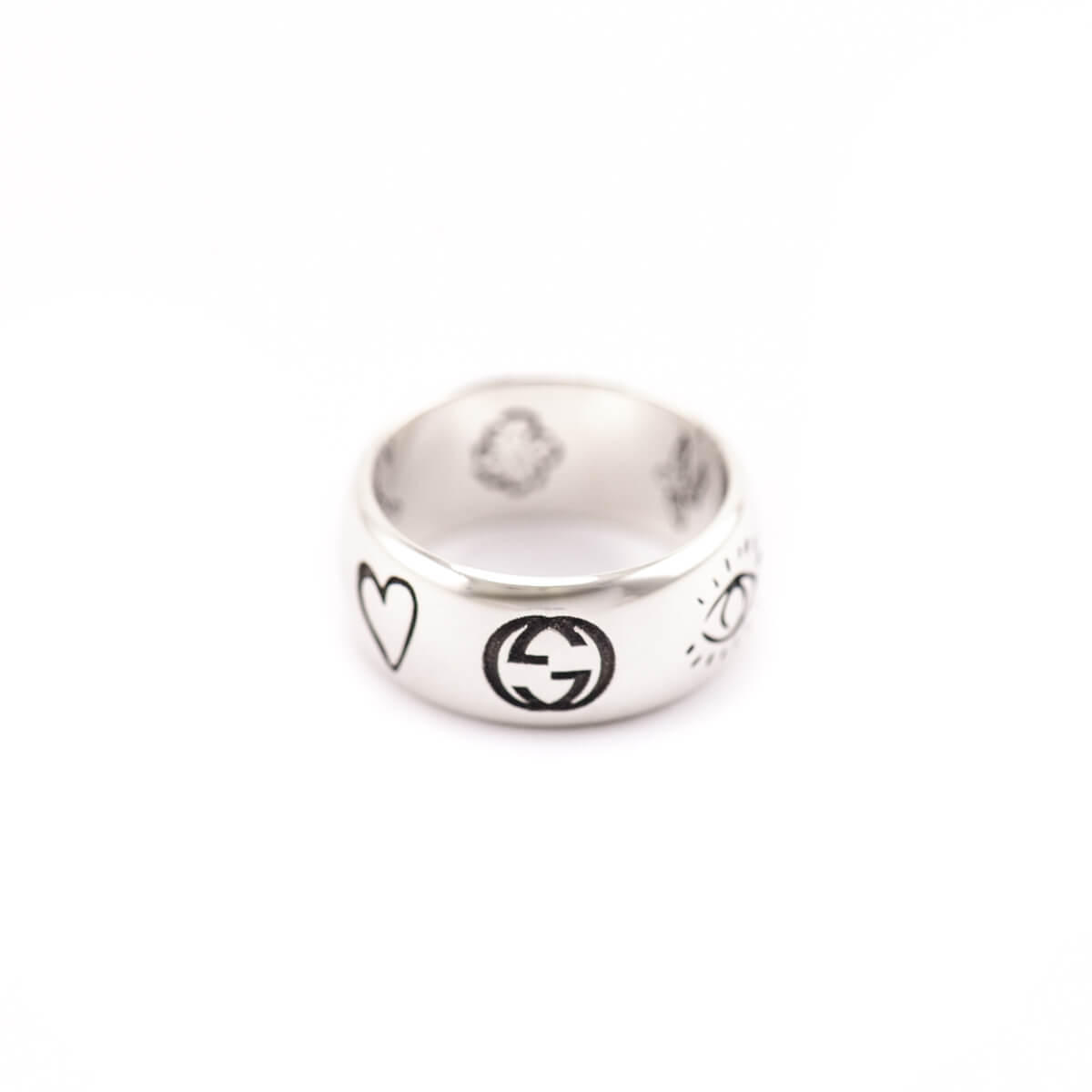 GucciSterlingSilverWideBlindforLoveBandRing-1.jpg
