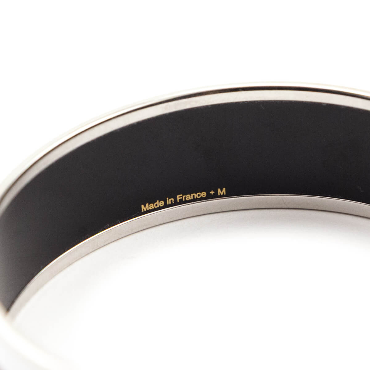 Hermes Beige & White Enamel Wide Selliers Bracelet - Love that Bag etc - Preowned Authentic Designer Handbags & Preloved Fashions