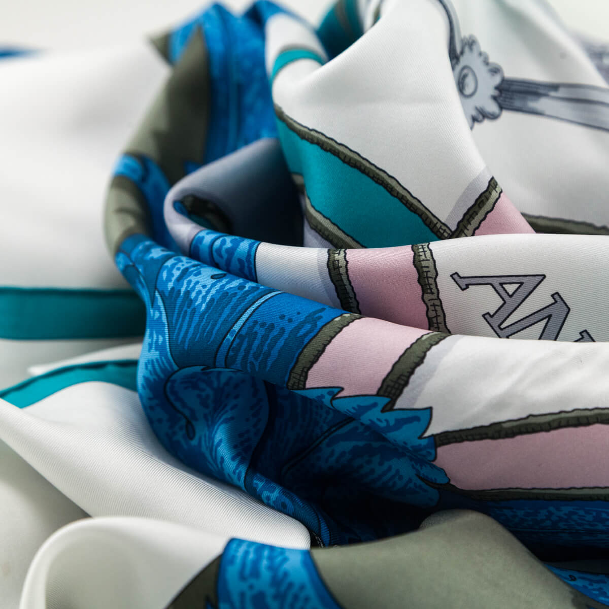 Hermes Grey & Blue L'Instruction du Roy Summer Weight Silk Scarf 140