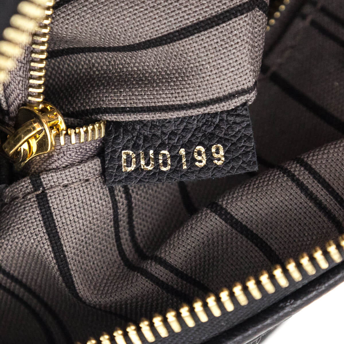 Louis Vuitton Black Empreinte Speedy Bandouliere 25 NM - Love that Bag etc - Preowned Authentic Designer Handbags & Preloved Fashions