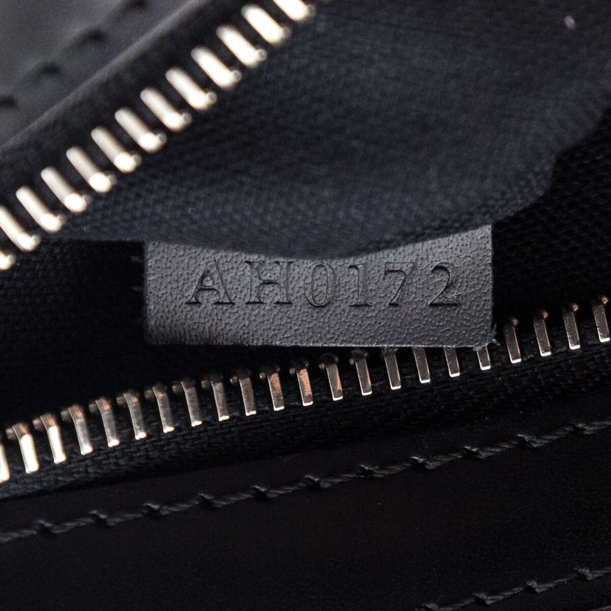 Louis Vuitton Damier Graphite Thomas Messenger Bag