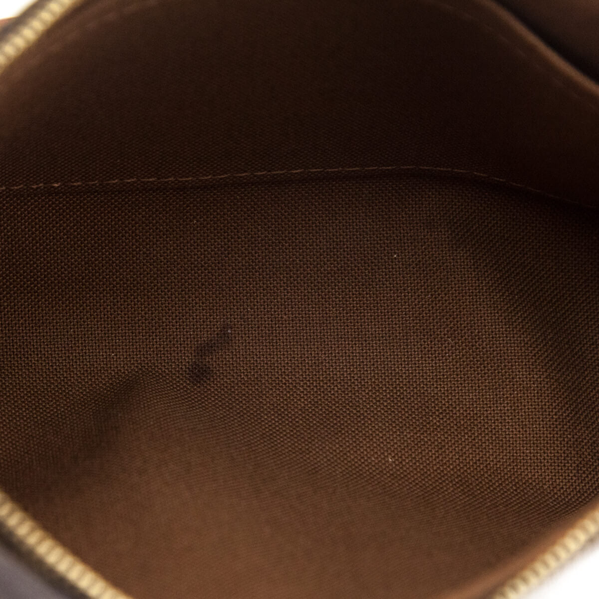 Louis Vuitton Monogram Pochette Accessoires - Love that Bag etc - Preowned Authentic Designer Handbags & Preloved Fashions