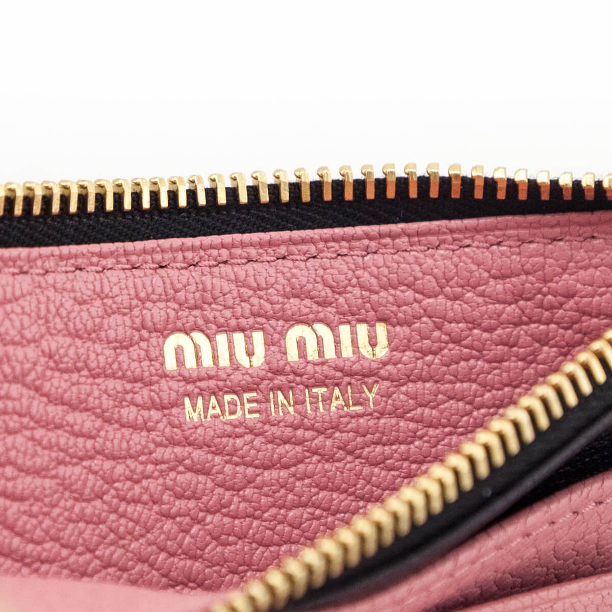 Miu Miu Rosa & Nero Madras Zip Card Case - Love that Bag etc - Preowned Authentic Designer Handbags & Preloved Fashions