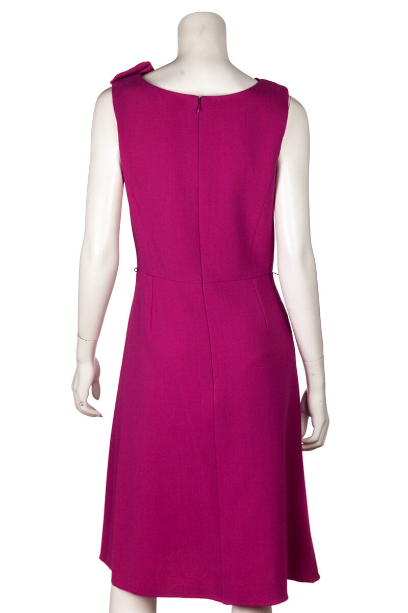 Oscar De La Renta Pink Crepe Sleeveless Dress Size S | US 6 - Love that Bag etc - Preowned Authentic Designer Handbags & Preloved Fashions