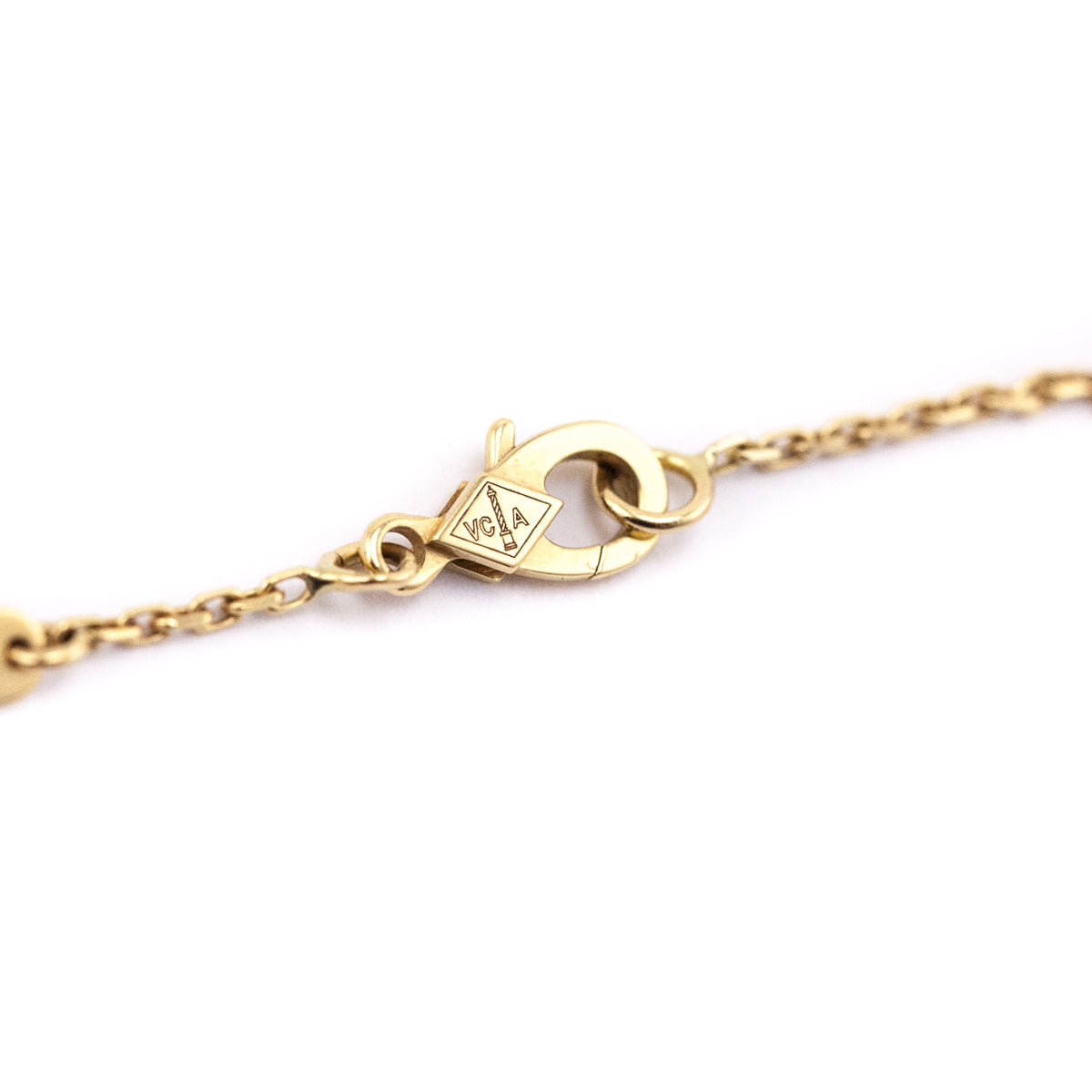 Van Cleef & Arpels 18k Yellow Gold Vintage Alhambra Mother of Pearl Pendant Necklace - Love that Bag etc - Preowned Authentic Designer Handbags & Preloved Fashions