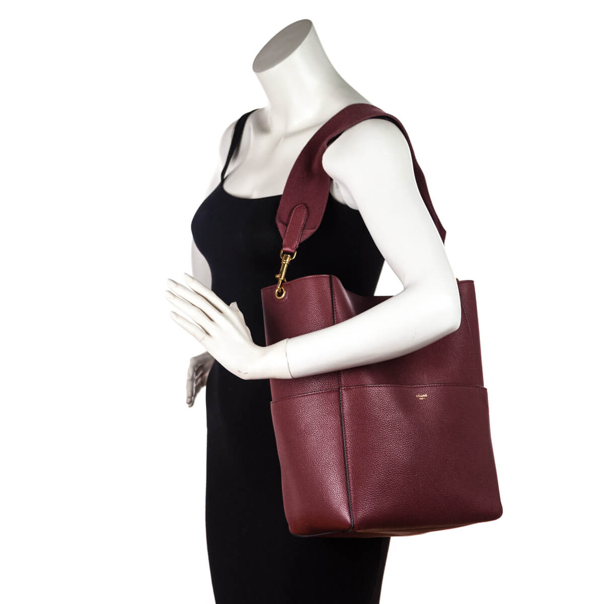 NWT CELINE SANGLE SMALL BUCKET BAG IN RUBY RED SOFT GRAINED