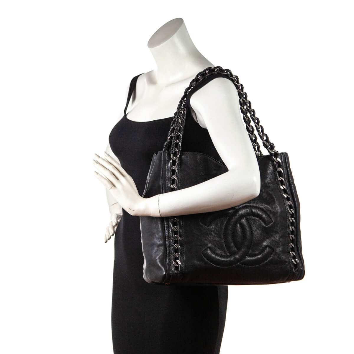 Chanel Black Glazed Chain Large Tote Bag at 1stDibs