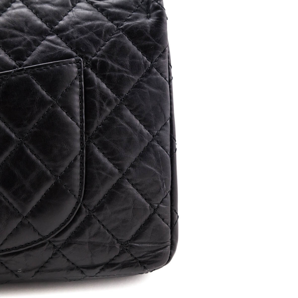 CHANEL Aged Calfskin Quilted 2.55 Reissue 226 Flap Black 1205493