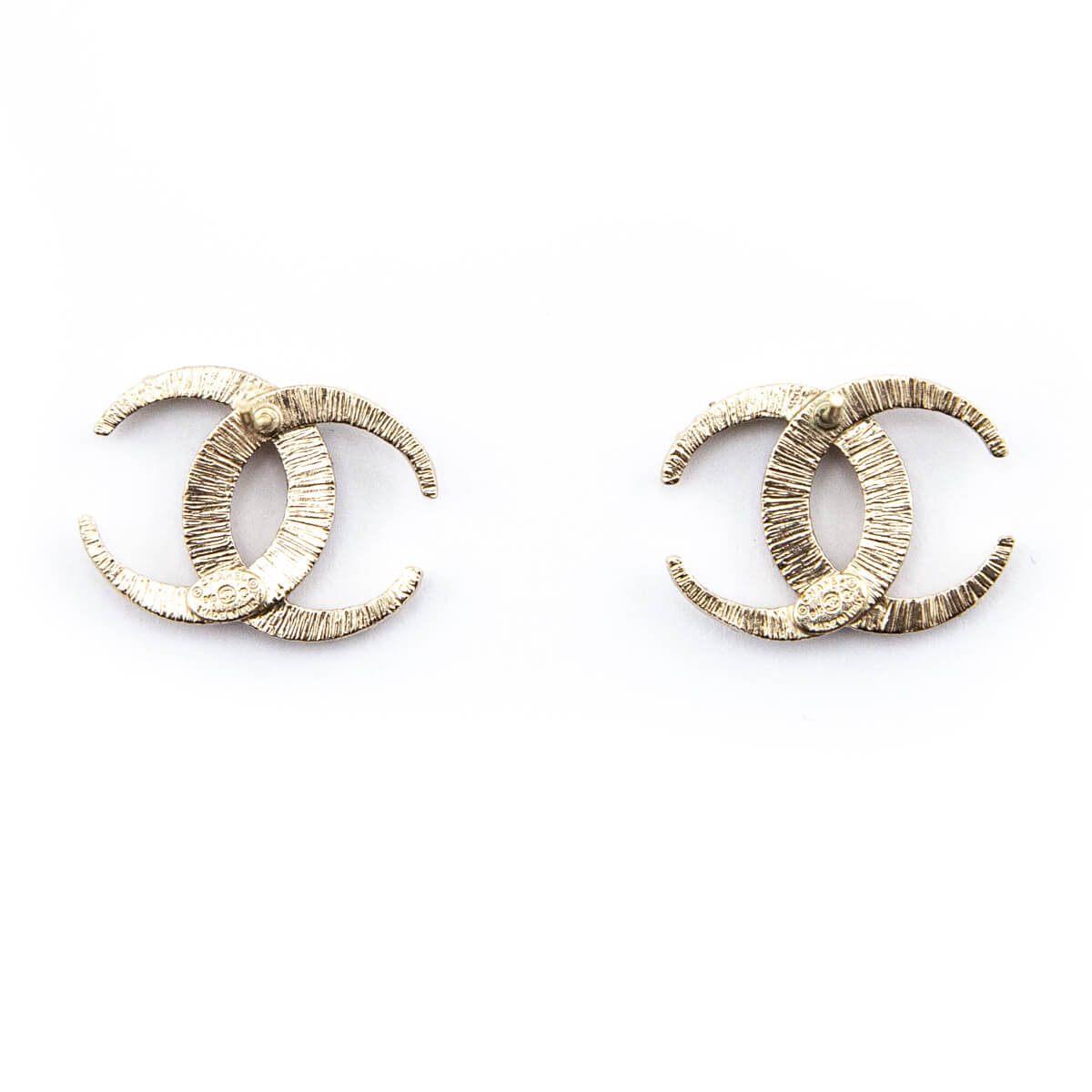 CHANEL Metal CC Paris Button Stud Earrings Gold 675263