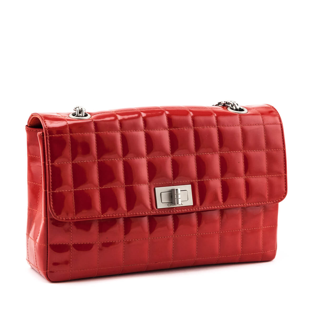 Chanel Chocolate Bar Red Patent leather ref.86872 - Joli Closet