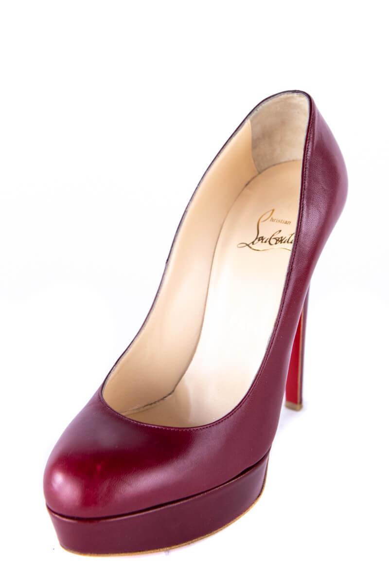 Christian Louboutin Red Leather Round-Toe Pumps Size 7.5 | EU 37.5 - Love that Bag etc - Preowned Authentic Designer Handbags & Preloved Fashions