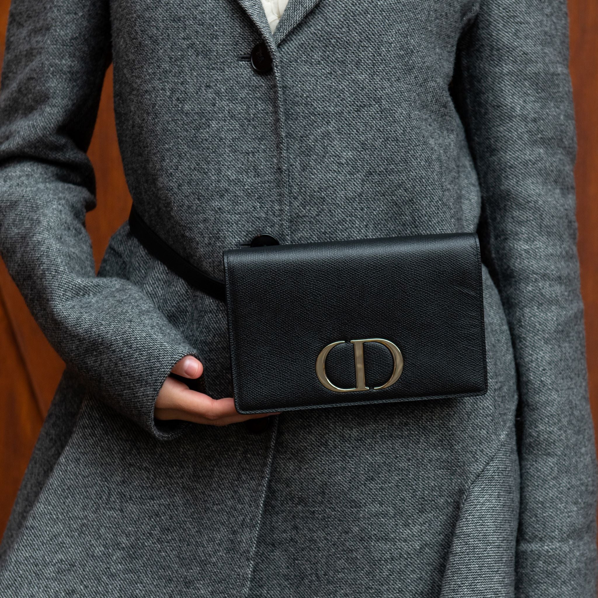 2 in 1 30 montaigne pouch Clearance