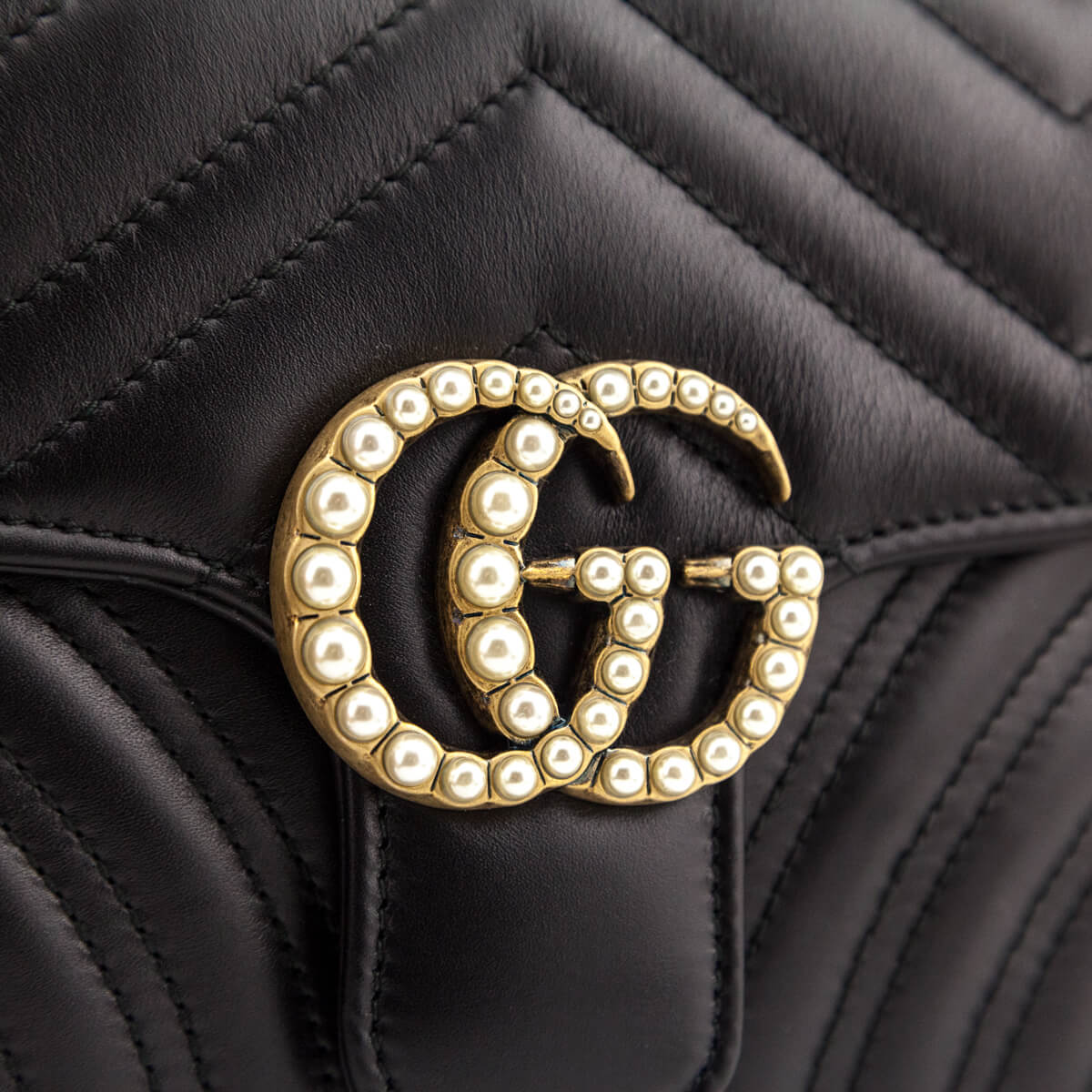 NWT Authentic Gucci Marmont Belt Bag Matelasse Chevron Black Leather Size  65/26