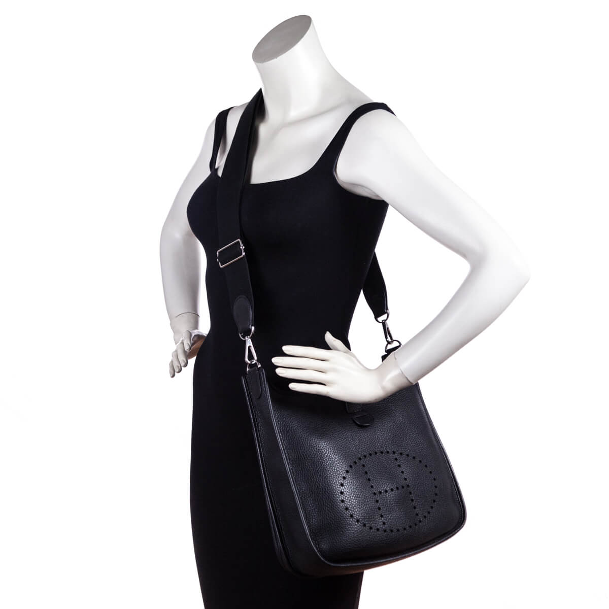 Hermès Clemence Evelyne 33 - Black Shoulder Bags, Handbags - HER516591
