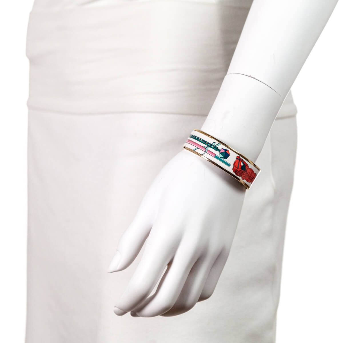 Hermes White & Pink Printed 18K Gold Plated Enamel Wide Bracelet Size M