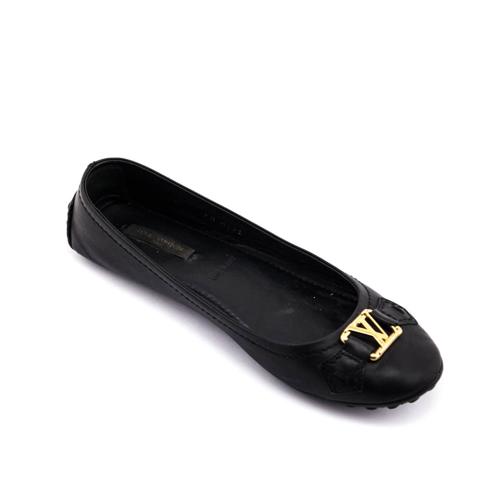 Leather flats Louis Vuitton Black size 37 EU in Leather - 34600115