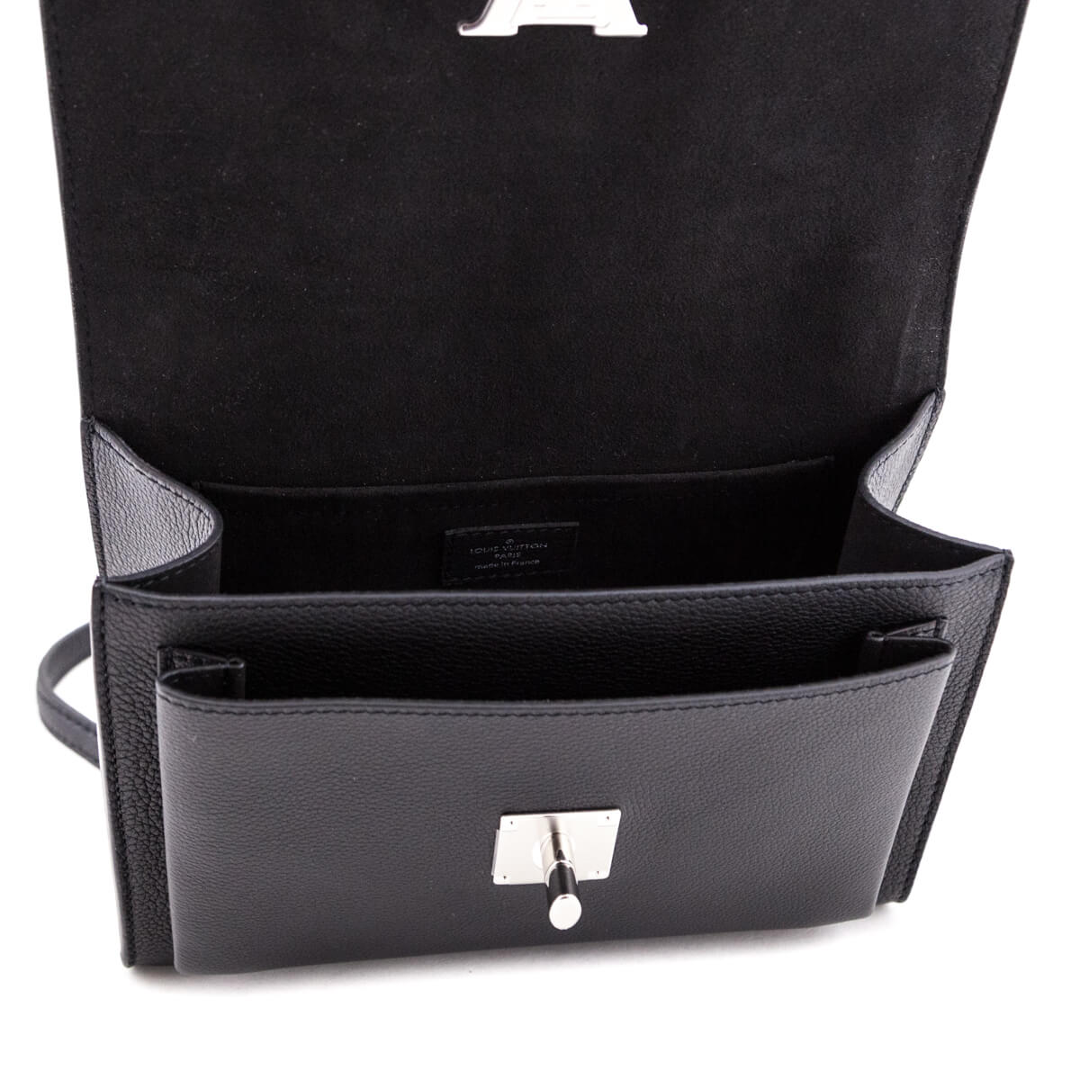 Louis Vuitton Mylockme Bag Black Leather BB ref.1005604 - Joli Closet