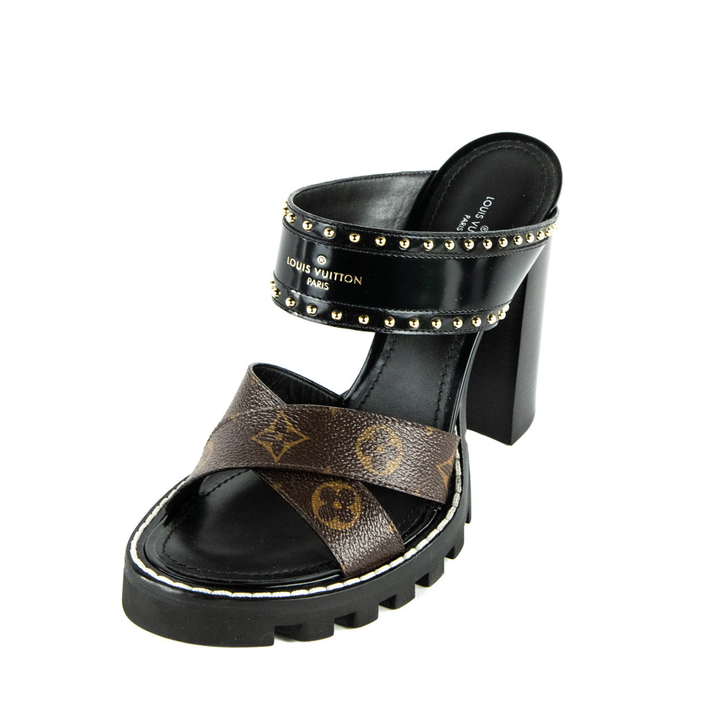 Louis Vuitton Suhali Leather Studded Sandals Size 7.5