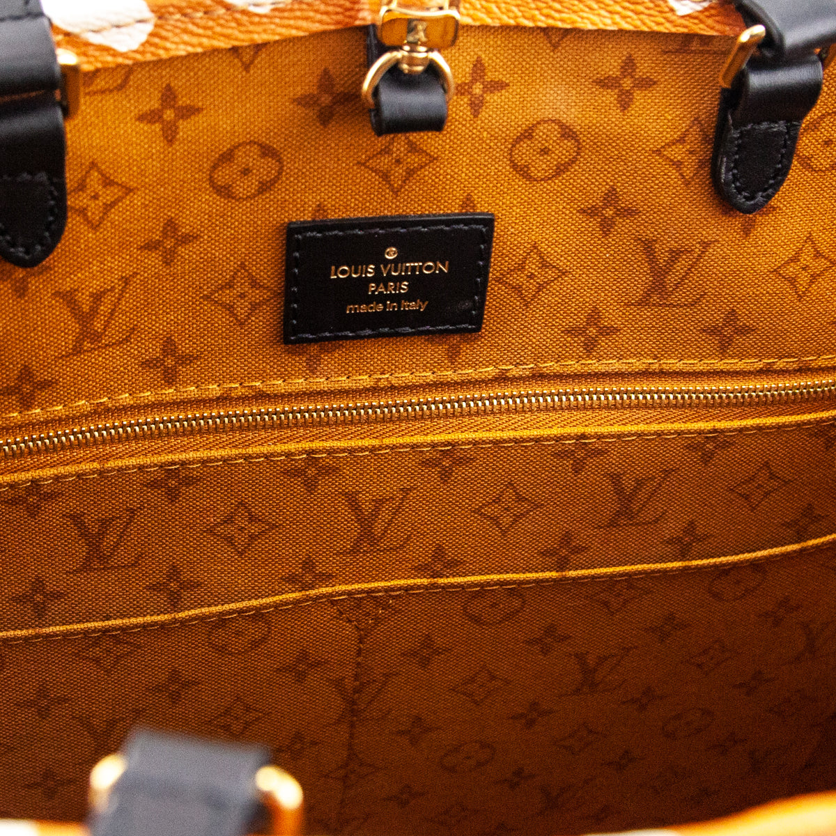 Louis Vuitton Creme & Caramel Monogram Giant Crafty Onthego GM